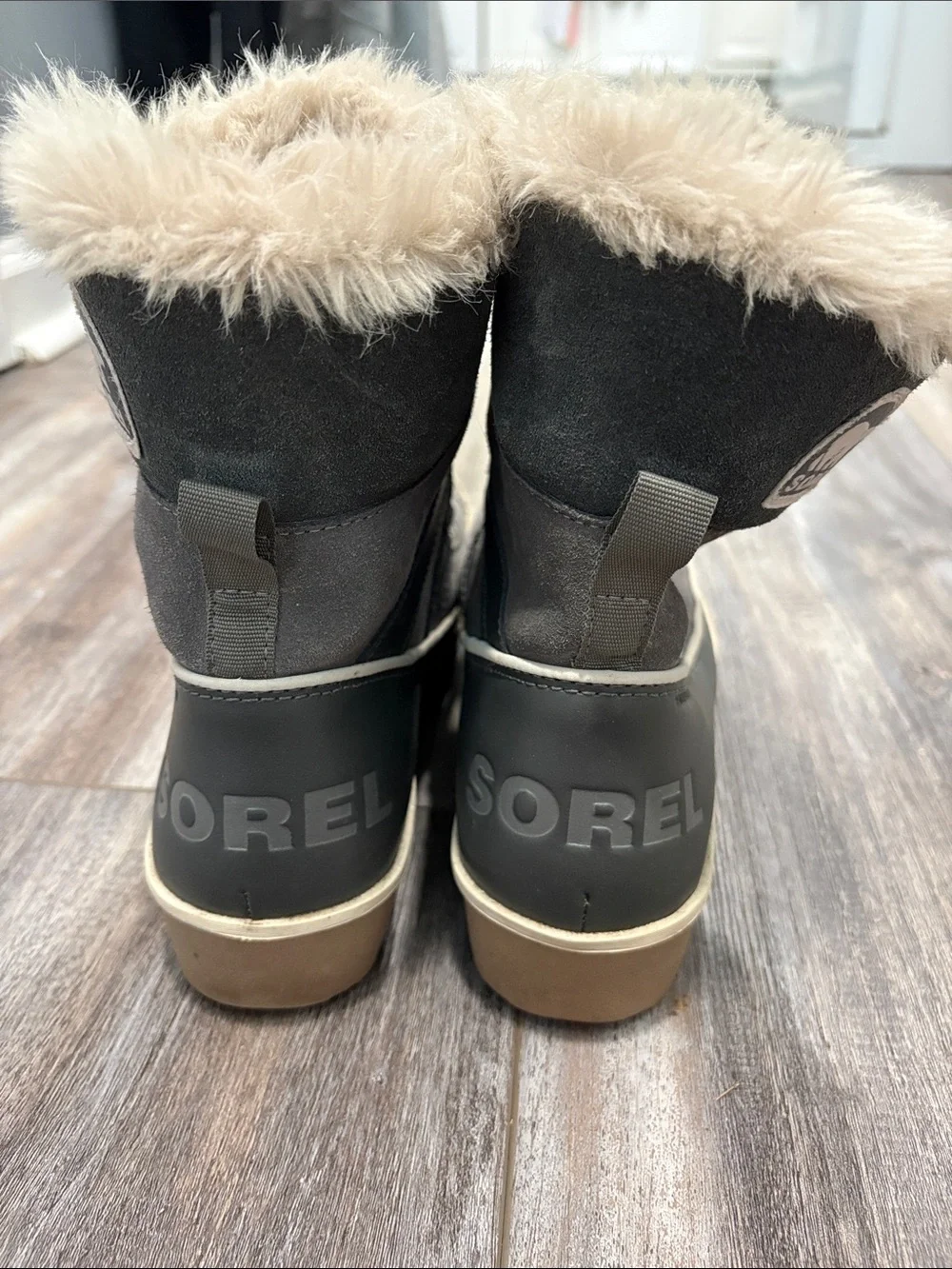 Sorel Tivolli II gray winter snow boots 7.5